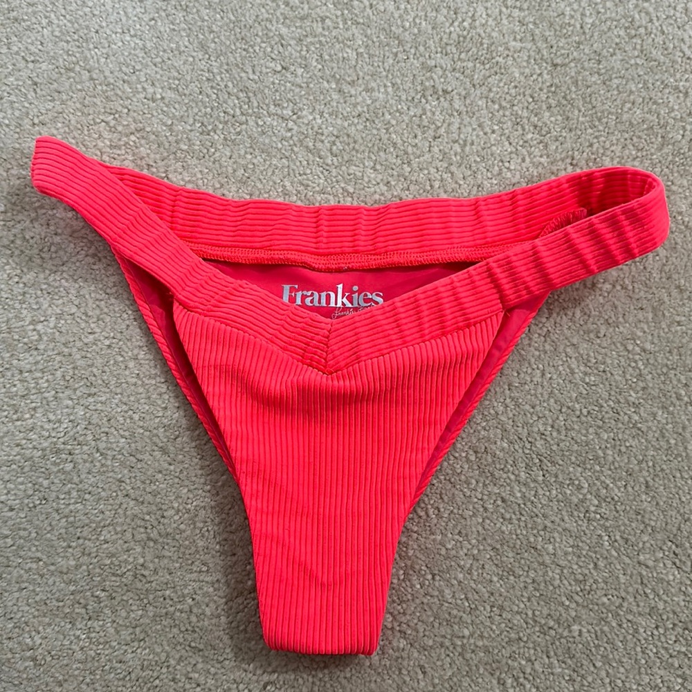 Frankie’s bikinis bathing suit bottoms